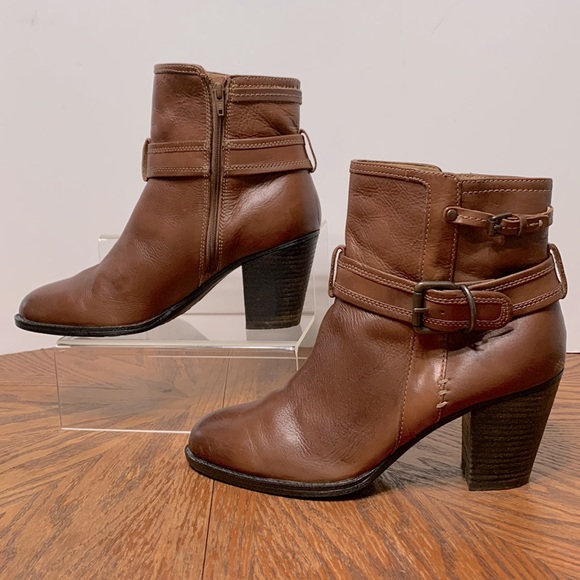 SOFFT Wyoming ankle bootie - Picture 3 of 16